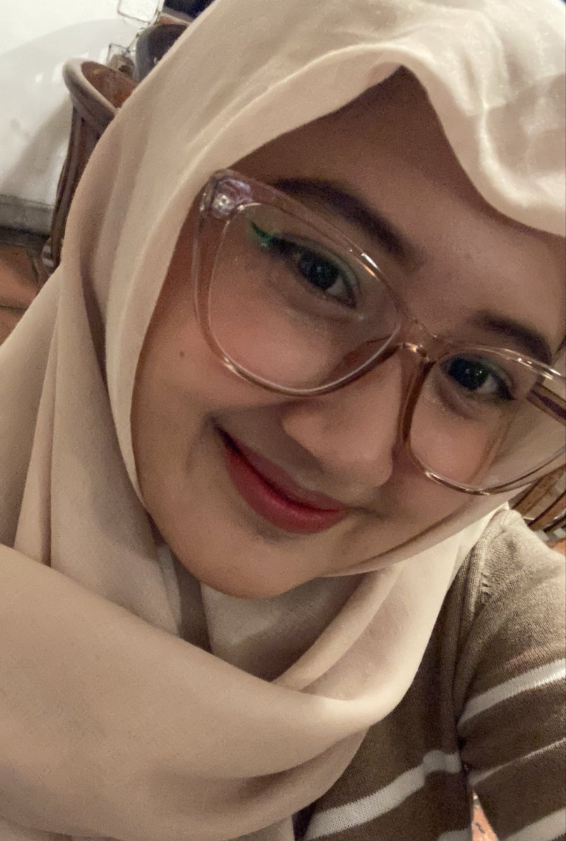 melcveyuh's tweet photo. eh cakep https://t.co/3uLG7azlXt