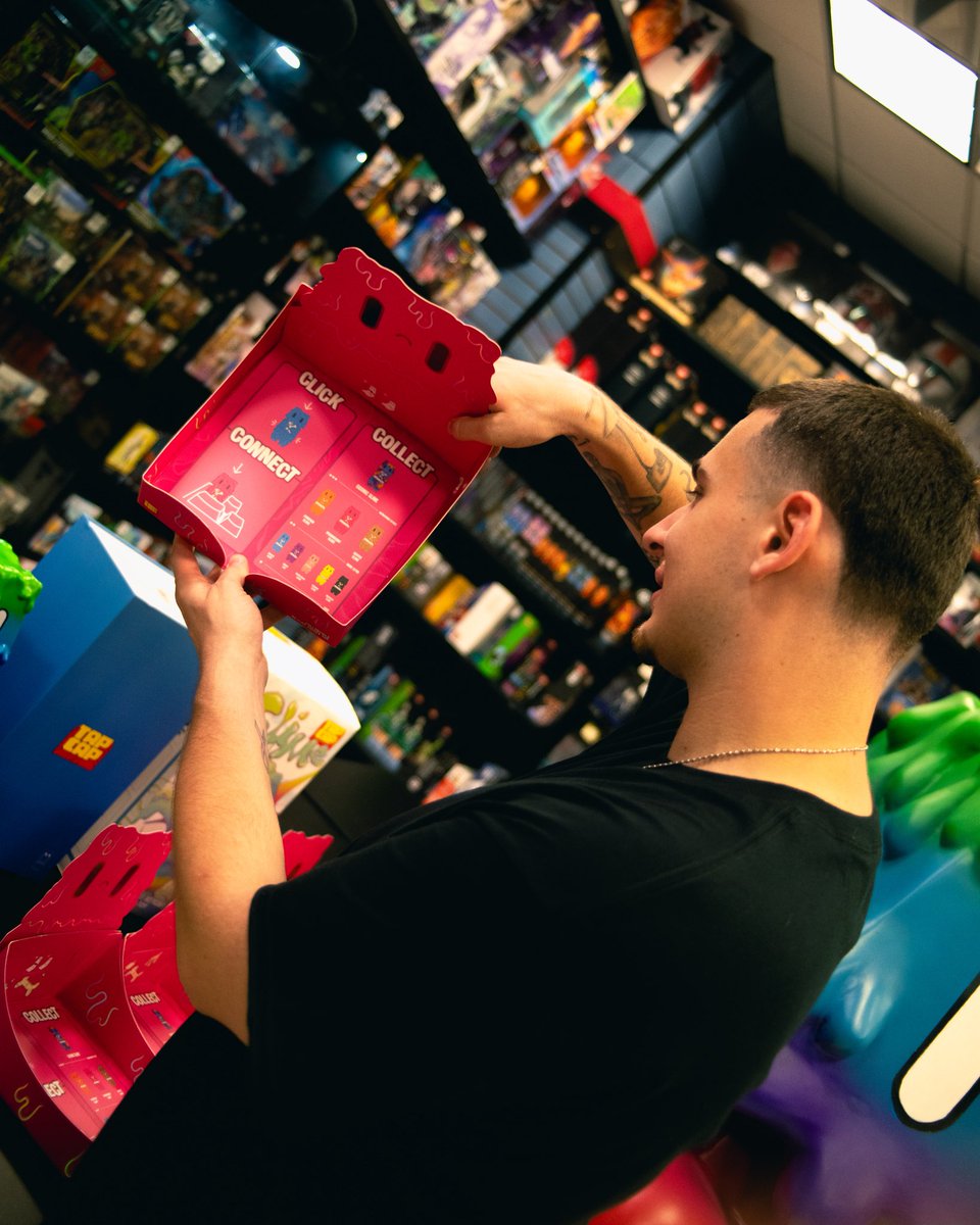 TapCapOfficial's tweet photo. TapCap officially entered stores today ‼️

Go check your local GameStop before they sell out 🛍️ https://t.co/rXGT22thm1