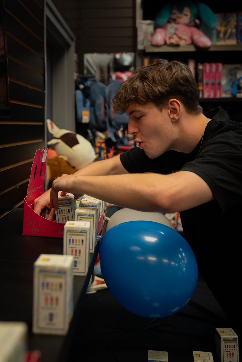 TapCapOfficial's tweet photo. TapCap officially entered stores today ‼️

Go check your local GameStop before they sell out 🛍️ https://t.co/rXGT22thm1