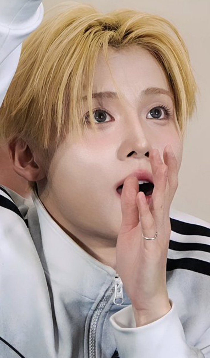 sangwonbnuuy's tweet photo. boobs. waist. ass. lashes he is everything https://t.co/Z60Ub7E8Zk