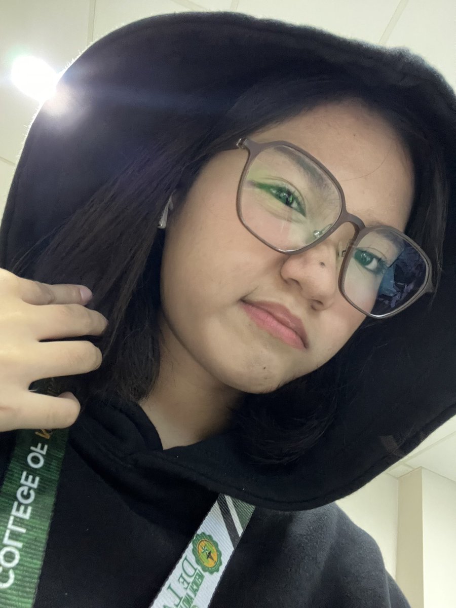 xiswallowme's tweet photo. i didnt eat lunch 1/3 quizzes down eugh #lifetwt #studytwt #metwt #archivetwt https://t.co/ErqKKatgyT
