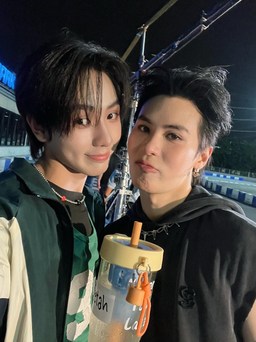 dadaa_xxcttt's tweet photo. ดื้อคู่ปะ
#ชีต้าเป็นเสือไม่ใช่แมว
#VRYSECheetah #VRYSE
#FollowMeVRYSE https://t.co/ReoVqiT9R4