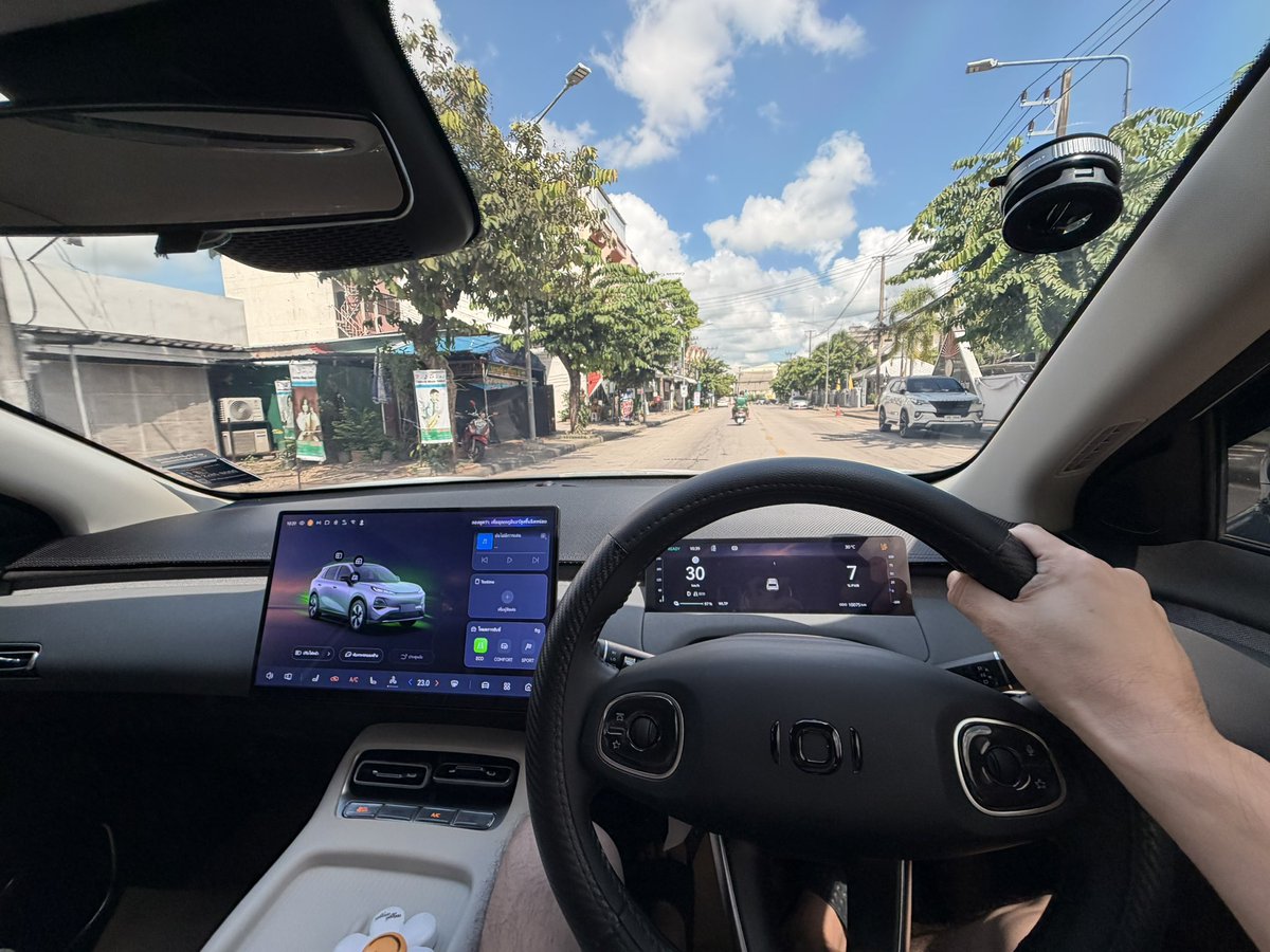 teetime5456's tweet photo. มาขับdriver cnx ถึงเสาร์นี้🚘
น้องๆ นศ  วัย ทำงาน ญ.แท้ ท่านใดอยากให้ผมไปส่ง ร้านเหล้า ผับ ยินดีน่ะครับ ฟรี!!อยากมีประสบการณ์ดีๆที่cnx😁 
📍สุภาพ สะอาด ปลอดภัย
📍รถไฟฟ้า suv กว้าง 
✅ Bolt garb indriver 
Dm มาน่ะครับ✌️ 
#เชียงใหม่ #cnx #มช  #นัดเย็ดเชียงใหม่ #ons https://t.co/mnjkhBN9S1