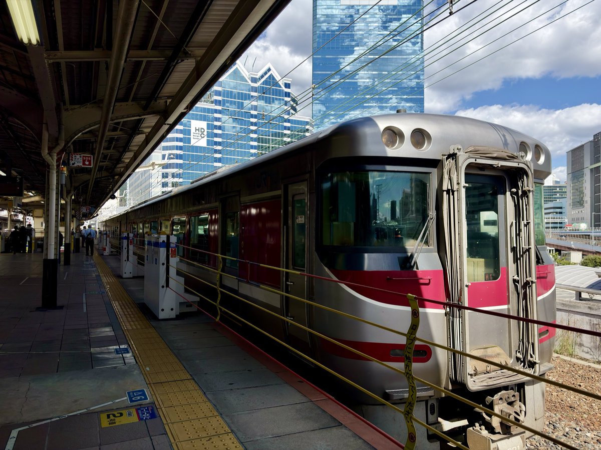 nsr50's tweet photo. #神戸
はまかぜ https://t.co/OdFqEsVQSW