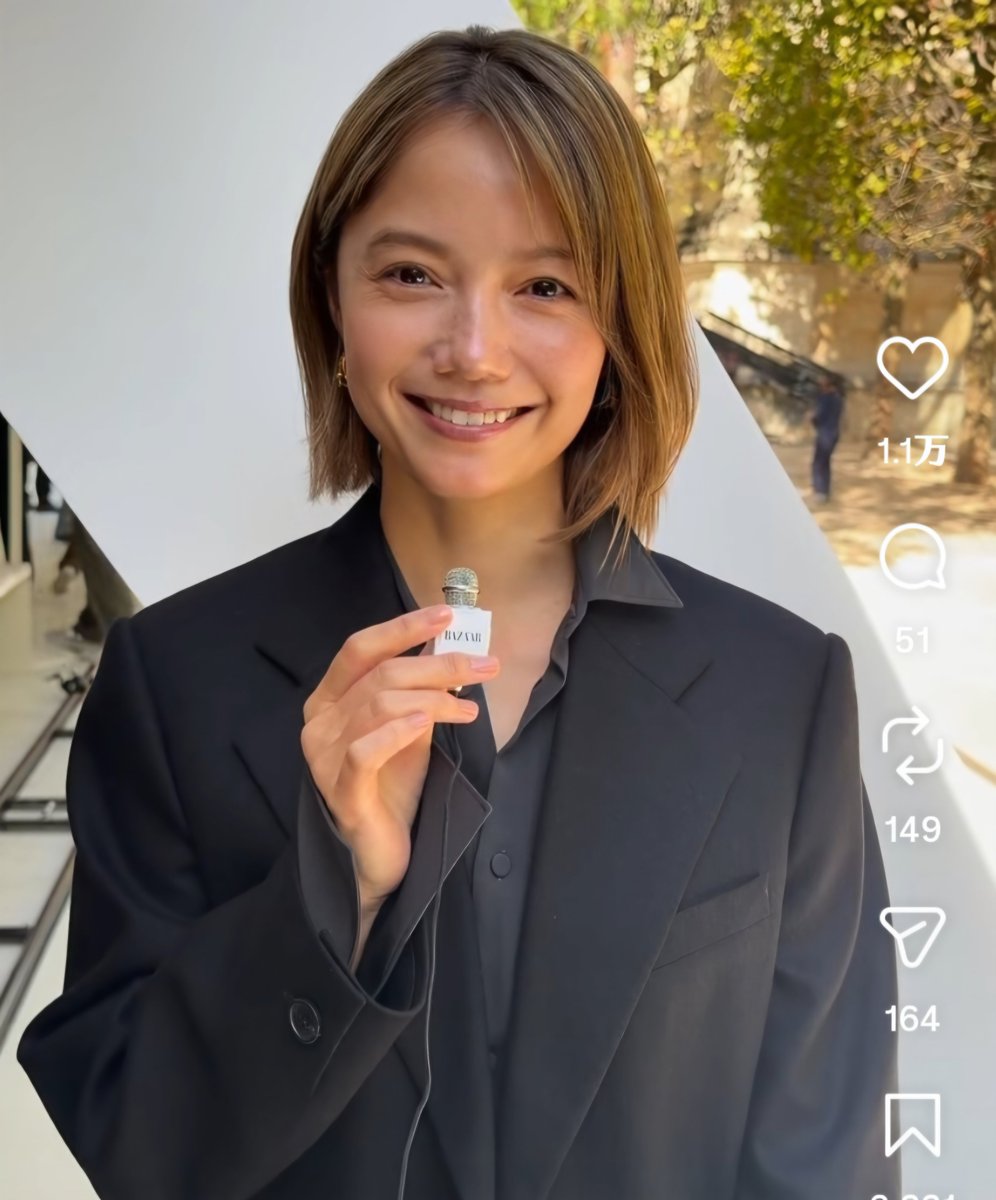 loewe0220's tweet photo. メディアにほとんどでないのに
より綺麗になってるのはマジのマジのマジですげえ😵

40歳で4児の母、
武神岡田の妻。

つまり神✨✨ https://t.co/AVtd3MCqnb