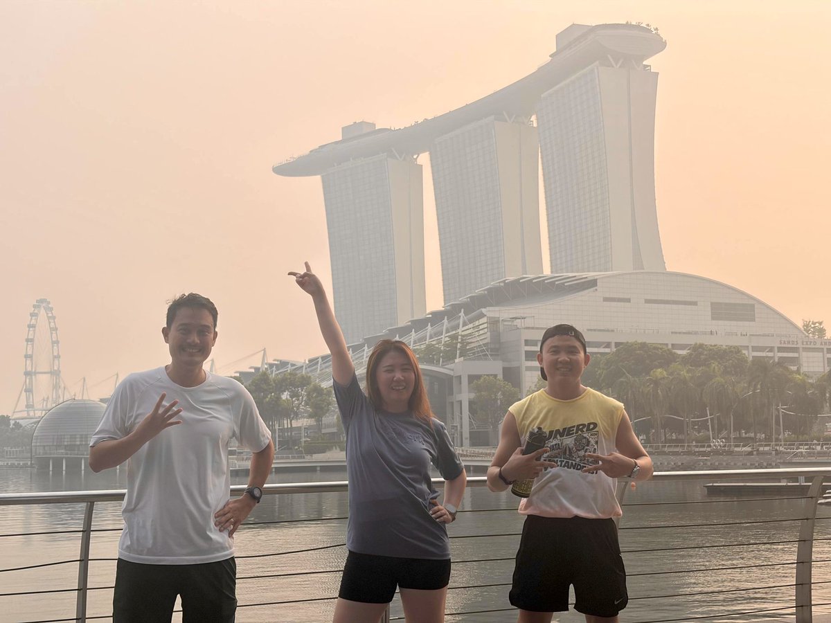 AnajakWeb3's tweet photo. 🏃‍♂️ Binance Angels, ready for the side-event run! 👀🫡

First stop: Sui Basecamp 2026. 🌊
Let’s connect, explore, and see what TOKEN2049 has in store for us today! 🚀

#TOKEN2049 #BinanceAngel #Web3 https://t.co/ZCjMXm1cYF