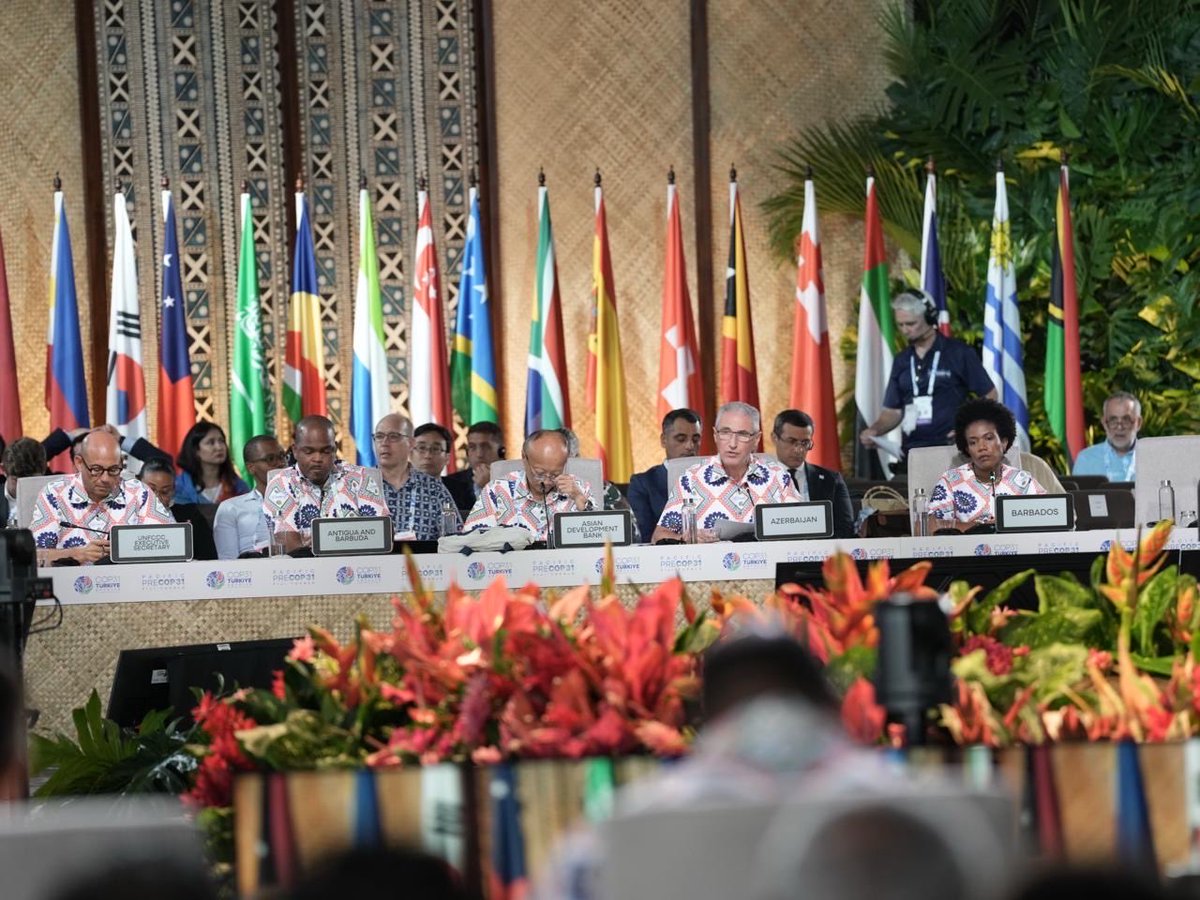 Mukhtar_Babayev's tweet photo. Honoured to deliver the message of H.E. Mr. Ilham Aliyev, President of the Republic of Azerbaijan, at the #PreCOP31 Leaders’ Event in Fiji.

The President’s message reaffirmed Azerbaijan’s strong solidarity with Small Island Developing States, emphasizing that despite the distance between us, we are united by a common determination to build climate resilience and ensure that the priorities of SIDS remain high on the global climate agenda. It also highlighted the importance of carrying forward the legacy of #COP29 and maintaining momentum towards a successful #COP31.

Convening this gathering in Fiji and Tuvalu brings the international community directly to the frontlines of the climate crisis, where climate change is not a distant challenge, but a daily reality and, for countries such as Tuvalu, an existential threat.