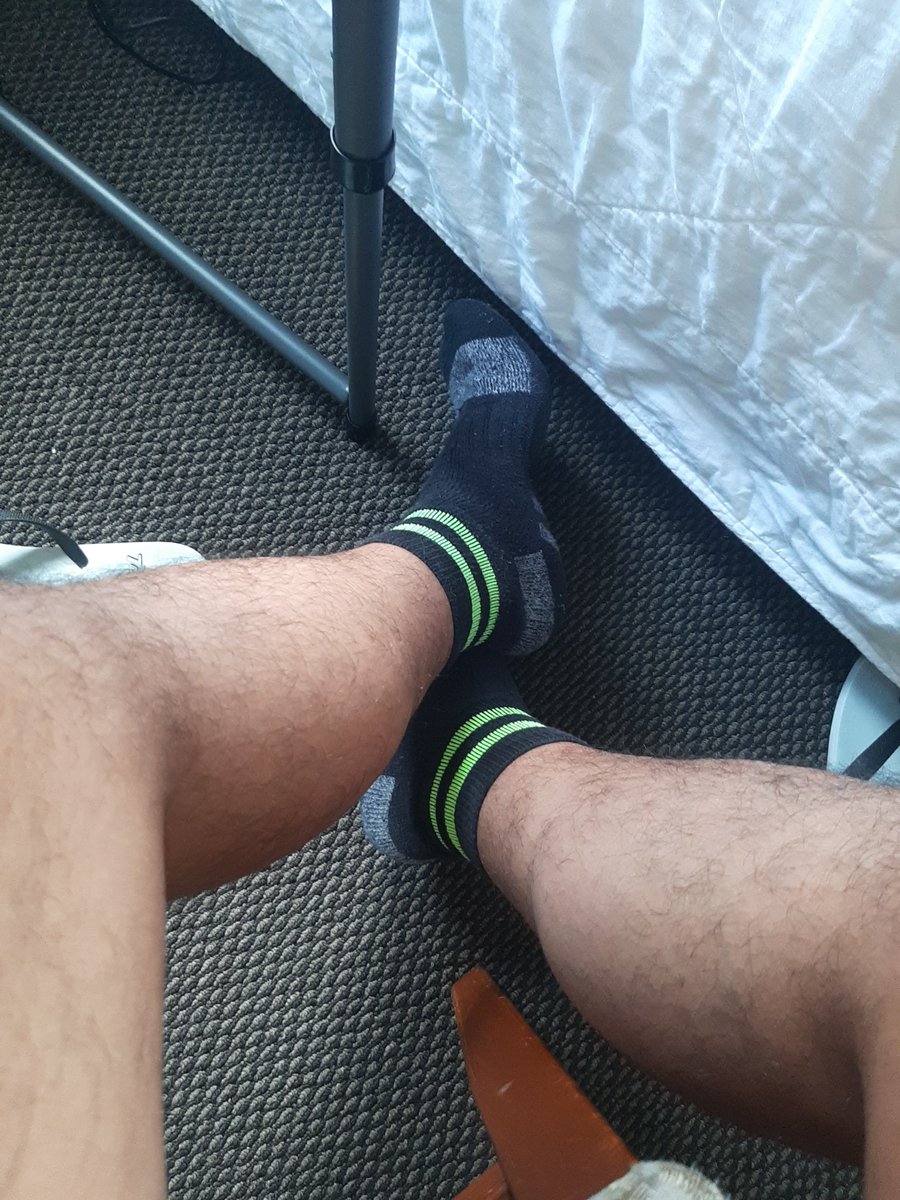 nzmarcooo's tweet photo. Chillin on wednesday arvo.

#nz #bi #socks #meninsocks #feet https://t.co/m64uxcFiBD