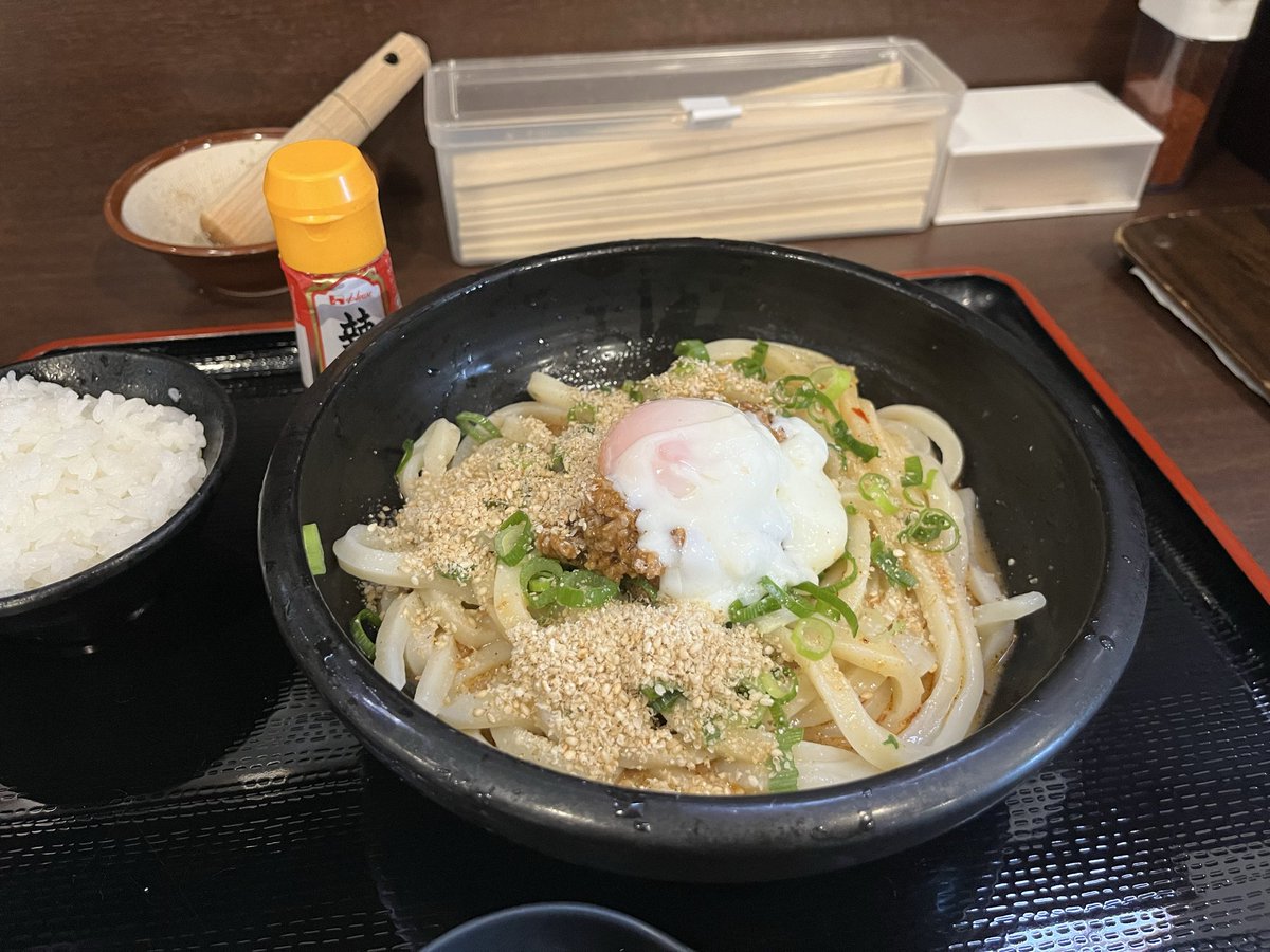 natttttom's tweet photo. 夏メニューだからさすがにもうないだろと思ってた大好物がまだ終わってなくて神がとう🥺💖💖今期3回目！ https://t.co/SFeJmDVfmV
