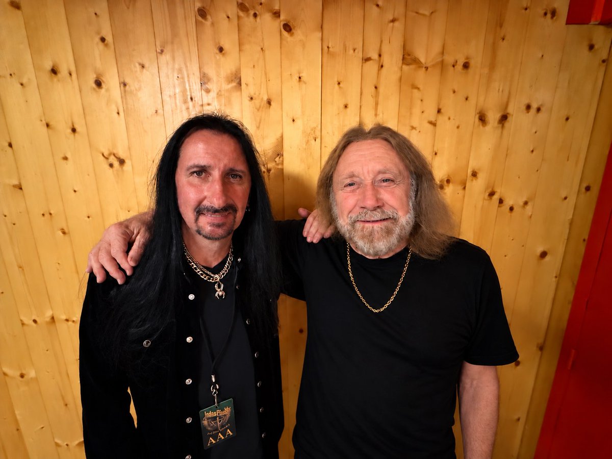 judaspriest's tweet photo. It is with heavy hearts that we are sending out this personal message from our Ian....he has been the backbone of Judas Priest for so long and will be greatly missed by us all....we wish him well in his retirement and welcome Davey into the Priest Family.... https://t.co/5d58iemy3S