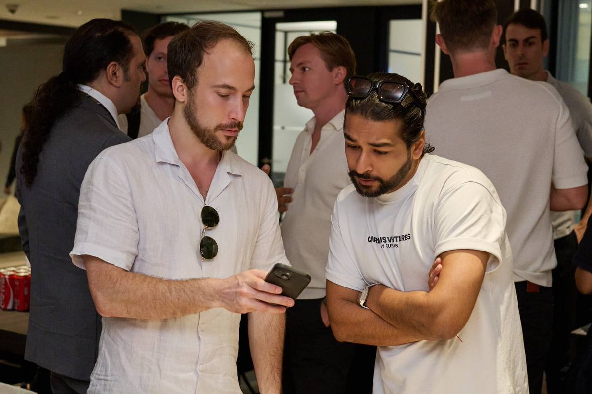 rwaweek's tweet photo. What an incredible start to SINGAPORE @rwaweek ! 

✨We successfully wrapped up THE DEALFLOW, our private, invitation-only brunch in the heart of Singapore.   

Bringing together 50 top-tier verified investors, family offices, and VCs in an intimate lounge setting set the ultimate tone for high-value connections and quality dealmaking this week.     

A massive thank you to everyone who joined us and our co-host https://t.co/SMwcOFIYqp - you made it one of the premier side events of the week!  

🔺What’s Next?  
The momentum doesn't stop here. We’re gearing up and waiting for you this Friday at the @rwasummitglobal  SINGAPORE: https://t.co/uNYYw8CcIo