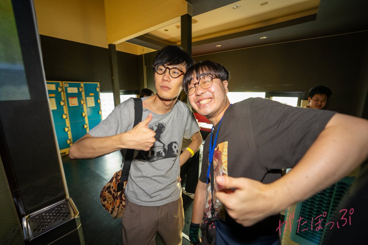 ging2analogboy's tweet photo. #がたぽっぷ vol.12のパーティーフォトが公開中📸
僕のお気に入り4選はコチラ。

皆さんのお気に入り写真もハッシュタグ付きで是非ポストしてください‼️ https://t.co/h6LAonmMTV