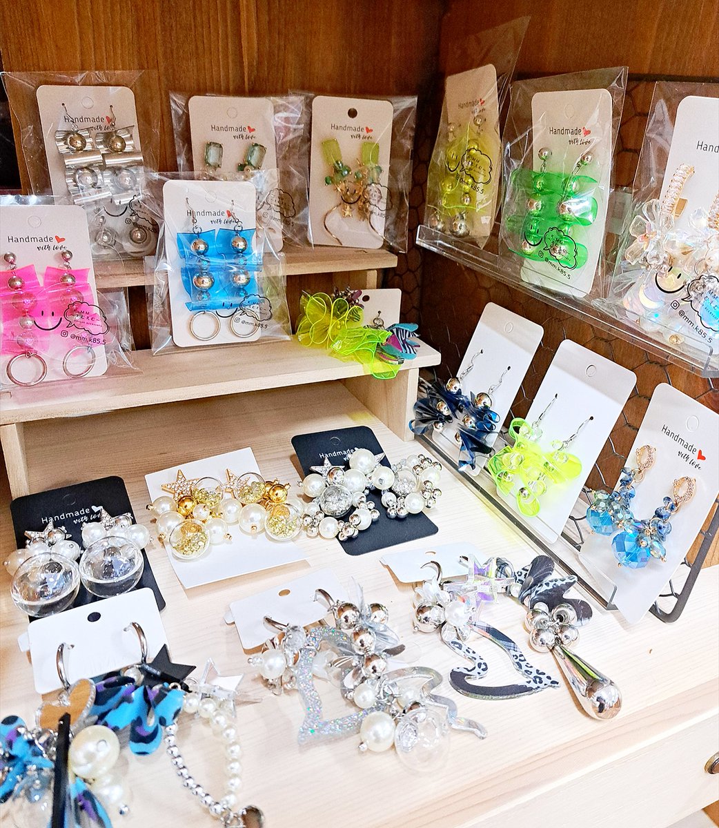 hakomittsu's tweet photo. てづくり雑貨店hakomittsu.
本日もopenしております(*^^*)

森ノ宮店18時、京阪モール本館２階(京橋駅直結)POPUPアトリカは20:30までお待ちしております♪
地図⇒ https://t.co/sn5MS5x5HR

#はこみっつ #ハンドメイド https://t.co/TH5Zn5Bmjh