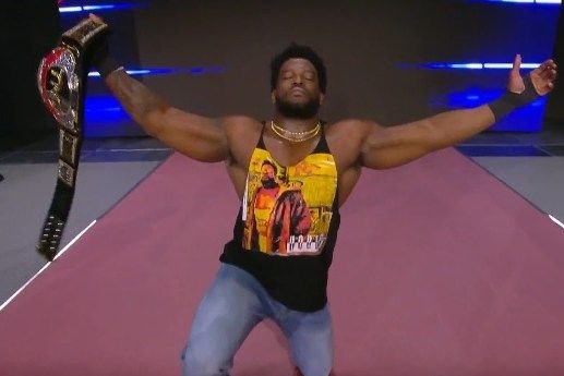 GageHobbsDFW's tweet photo. The Divine my ass. Tonight you get slaughtered by The Best Powerhouse in the damn business! https://t.co/UDm4nlnwvH