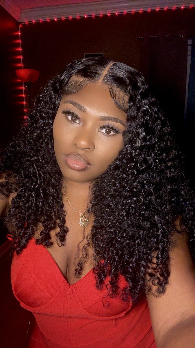 WinfreyTye's tweet photo. blaccdynastyboutique@gmail.com
Shop the brand super cute glosses top quality https://t.co/Y5Mp8myUl4