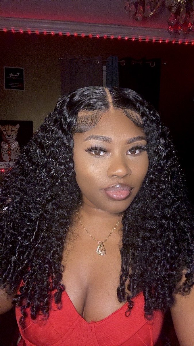 WinfreyTye's tweet photo. blaccdynastyboutique@gmail.com
Shop the brand super cute glosses top quality https://t.co/Y5Mp8myUl4
