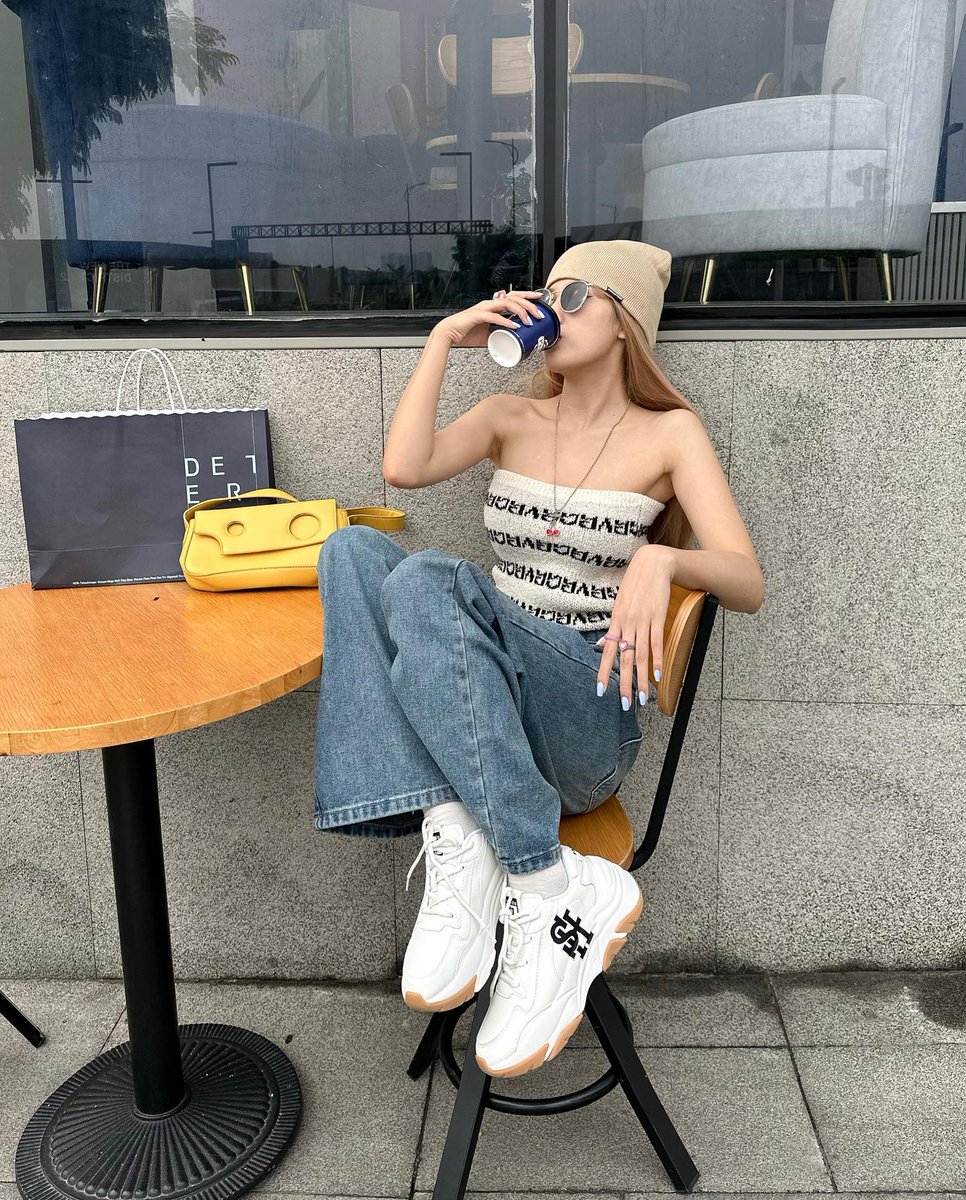 preciousbiebur's tweet photo. 最近あった小さな幸せのエピソードをシェアしてくれませんか。明日も頑張っていこう！ 🌟🍀
LpJht https://t.co/n964ScVI60