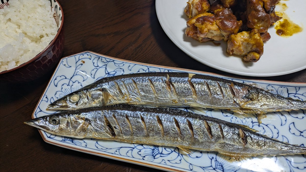 yonrokublog's tweet photo. 昨日の1日1食飯
・食前にバナナ
・���つものキャベツサラダ
・半熟玉子
・しらす豆腐
・あおさとろろ昆布味噌汁
・さんまの塩焼き
・カレーチキン
・白米
・アサヒスーパードライ
#1日1食 
#オートファジー 
#16時間断食 　軟 https://t.co/QBszJy22Tt