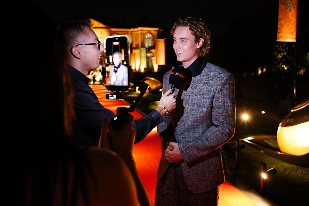 josephzadabras's tweet photo. PERFEITO! Joseph Zada no evento de “Jogos Vorazes”, em Paris, no Musée Rodin.

📸 || Dê créditos para @josephzadabras caso publique em sua página. https://t.co/g7sZlyN8Ow