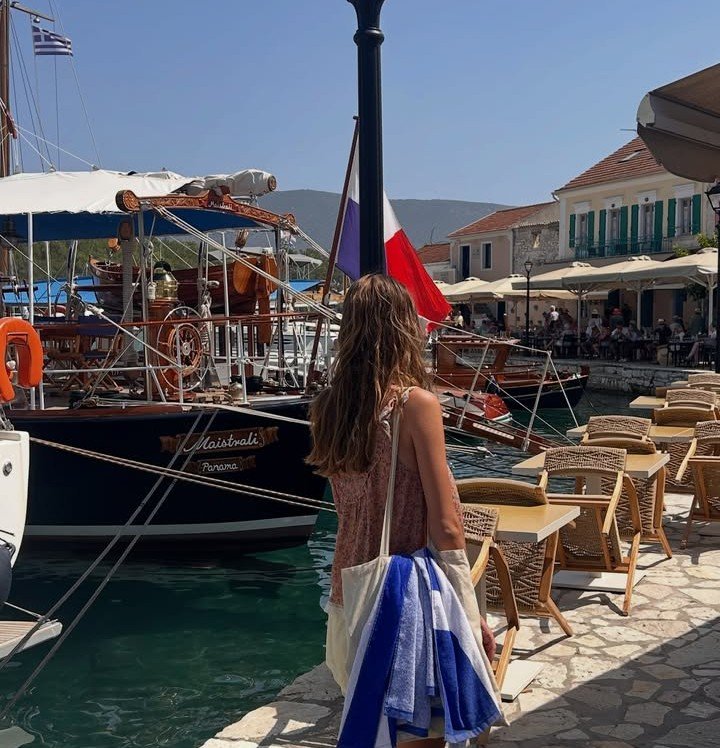 efeld1704's tweet photo. 👙🇬🇷 https://t.co/oW2zAYKPV0