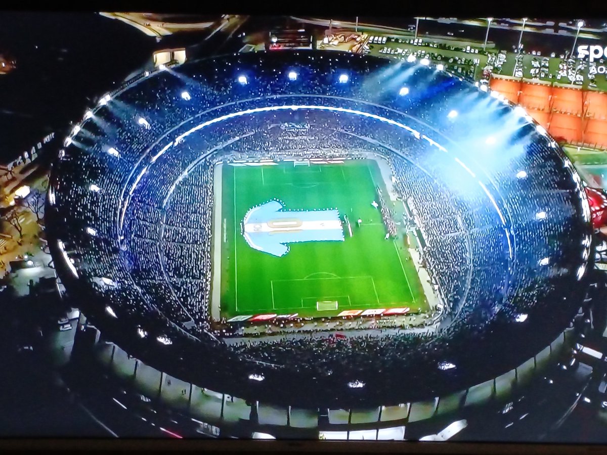 _nikoduarte's tweet photo. Mil gracias, Messi!  🇦🇷🏆⚽🐐 https://t.co/RmcFI71WU5