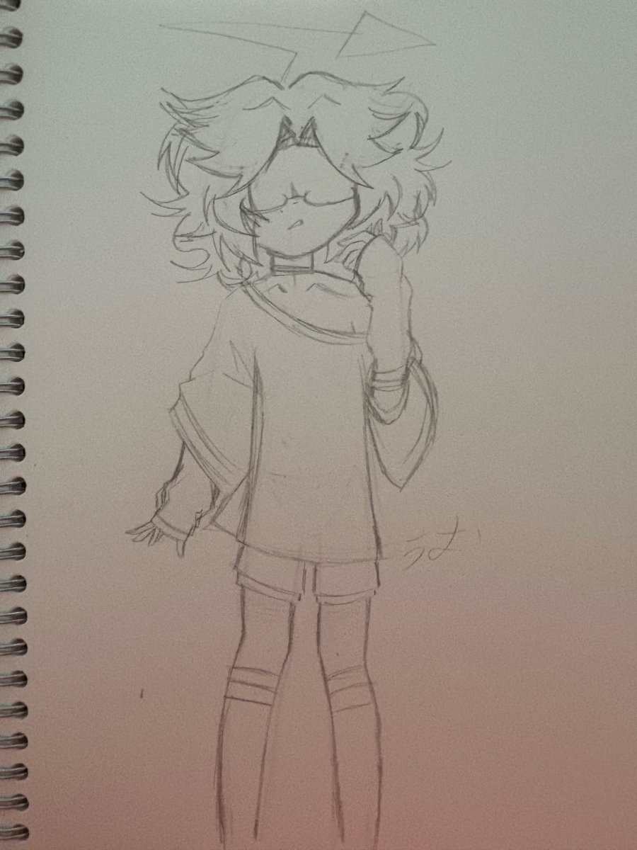Cookiefoxyisme's tweet photo. なんとなく���ケッチしてみたものです(足を描かなかったことは気にしないでください) https://t.co/4yLNsfG5Is