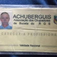 flaviofuzato's tweet photo. O olhar de admiração da mesária quando ela pediu um documento com foto 

isso não tem preço https://t.co/S6a3yZ4XAH