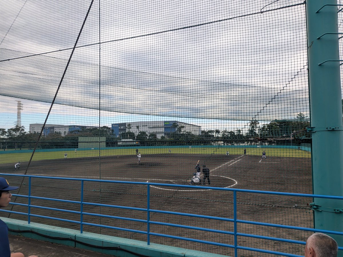 kaho0807_32's tweet photo. おはようございます

千葉リーグ12時頃まで観戦します

千葉1部
千葉経済大-中央学院大
東京情報大-千葉商科大 https://t.co/ucs069jyCH