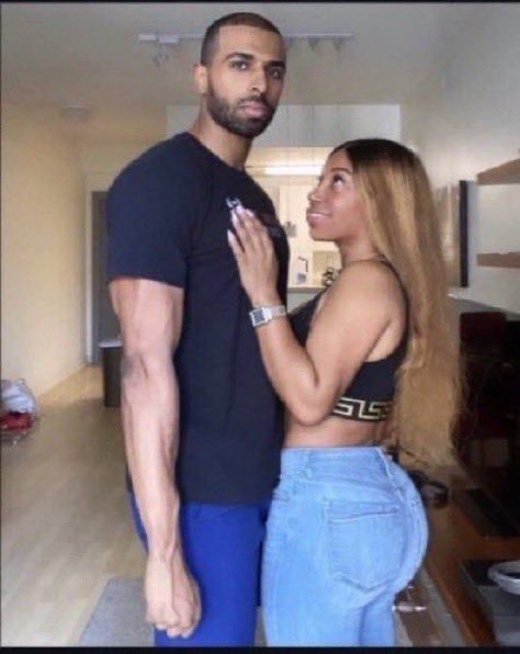 truth41ap's tweet photo. @YamiMajic_ @mclovin_616 @MyronGainesX @Poetikflakko A quick Google search of a avergae BW weight in america and you're still coping and lying he's pulling this from his show?

American black woman aren't a novelty. Ofc you some pussy worshipping simp 😂 https://t.co/2OKm6bhl3Y