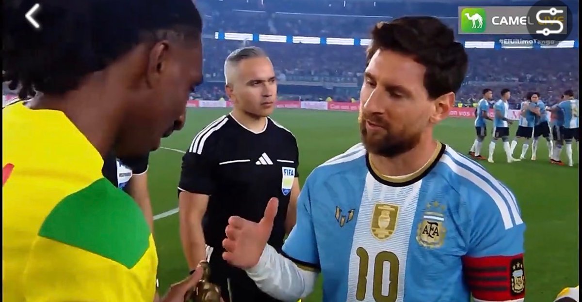 GoalVersee's tweet photo. 🚨 BREAKING: There has been a major traffic on all streaming platforms. Lionel Messi’s farewell match has generated over 4 billion people watching world wide. 

This has never happened in the history of the sport. 🤯 https://t.co/yn6zjuhy7H