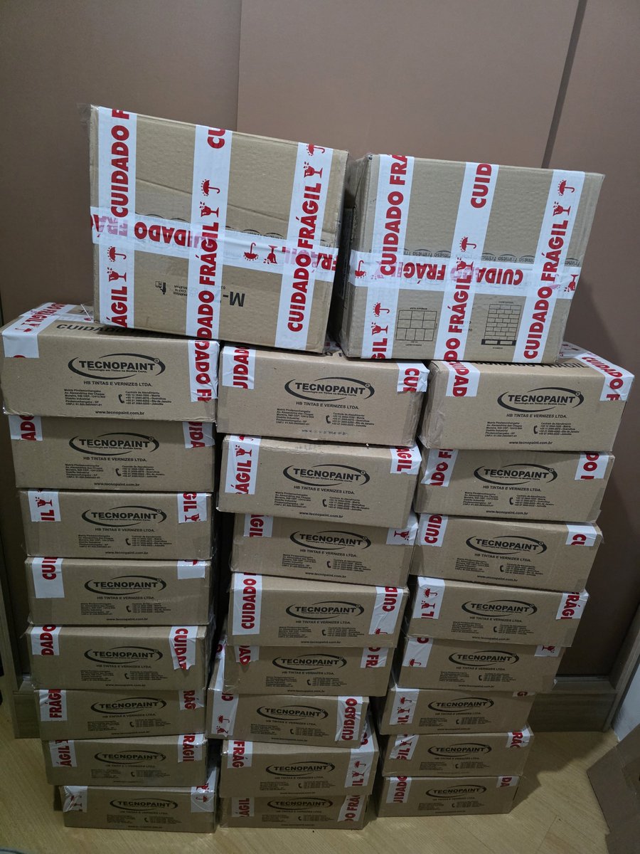 staffnabi's tweet photo. Primeira remessa da CEG de armybomb que veio pra minha casa 100% embalada para despacho nacional https://t.co/bkg8VoAjvt
