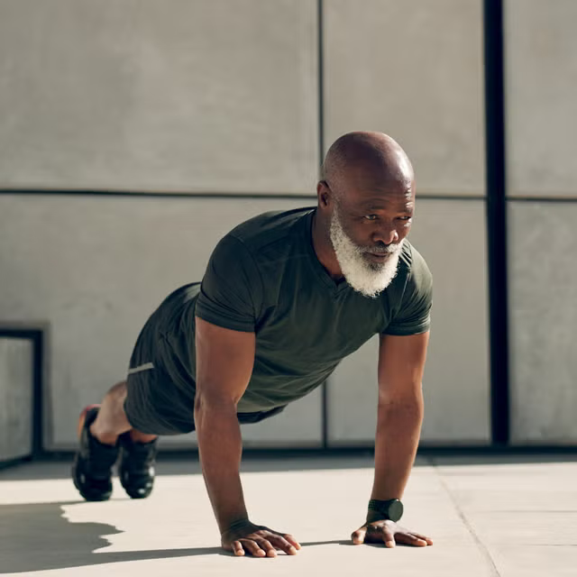MrVAgrwl's tweet photo. A popular push-up strategy is the "one more push-up a day" approach. This is when on day one you do one push-up, then on day two you do two push-ups, and so on. https://t.co/yk43Tq3vBc