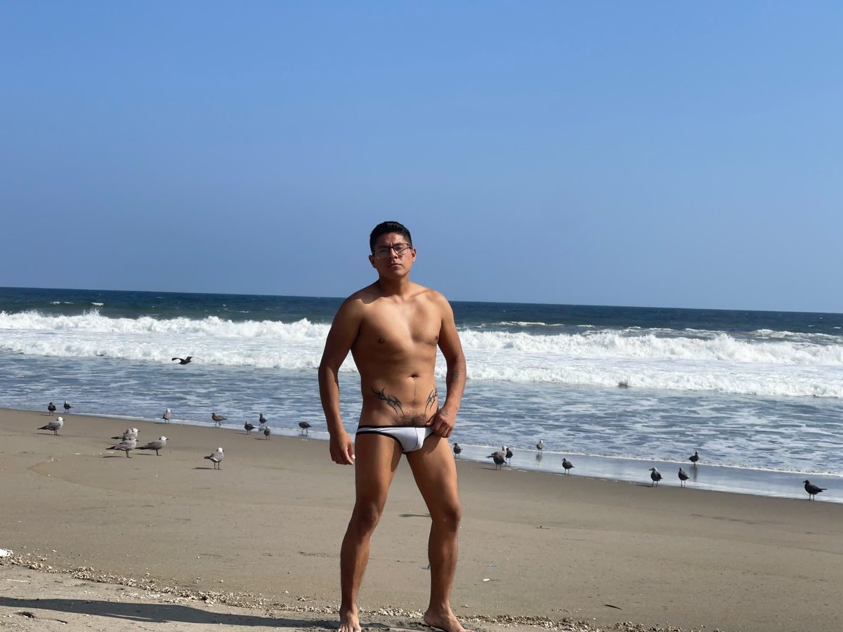 Darksex8's tweet photo. Después de la playa ,su rico telo wilian. Pa terminar el cache a full 🔥🍆🍑🥵🏖📽📸 https://t.co/8axb4nFDOh