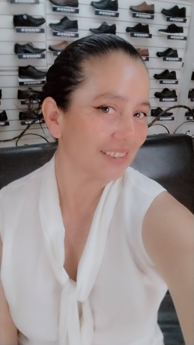 LuciaLopezcall4's tweet photo. Buenas noches https://t.co/QoqnyIilnp