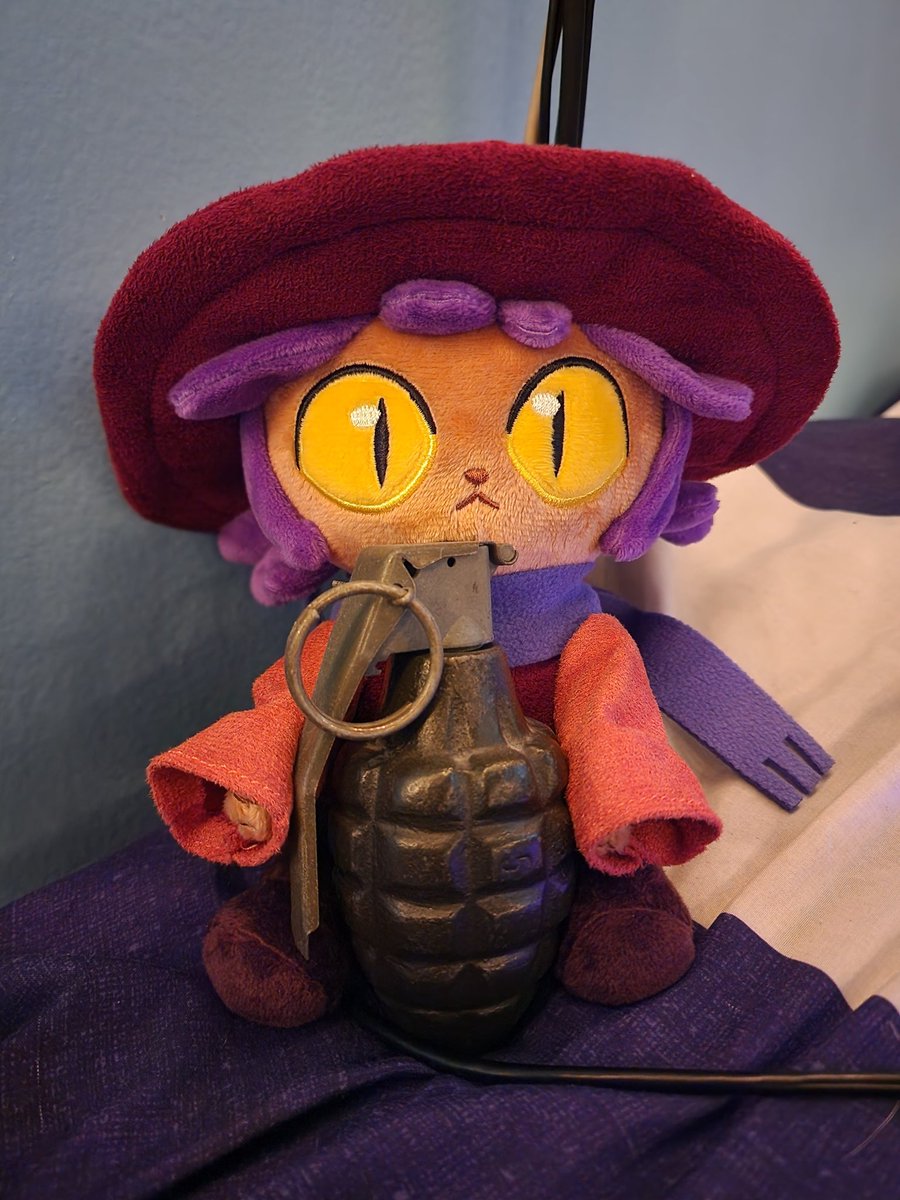 TiniTunes2's tweet photo. Day #2147 without my Niko plushie https://t.co/iq0j2tHqAS