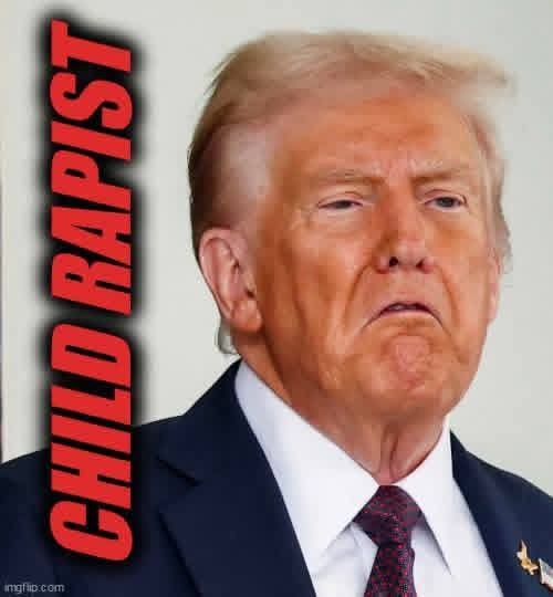 TheStripesGirl's tweet photo. #FckTrmp
#VOTEBLUE https://t.co/aLv7MWR4Ge