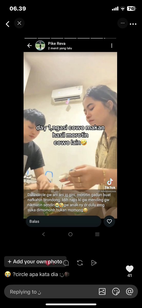 bepolitec's tweet photo. uda mah gatel gatau diri sombong 🤮🤮 pikeu pikeu https://t.co/rq6lFmDtQ6