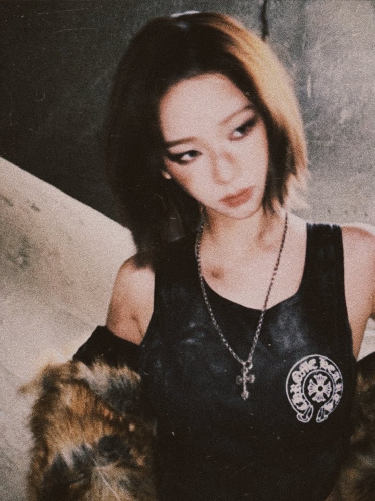 pitifulmercies's tweet photo. ㅤㅤㅤㅤㅤ
                          AERIS KIM.
                  record store owner.
                  guitarist. performer.
                  bisexual. switch. 21+
                  dual fc. plot friendly. https://t.co/eVsZCpAOQK