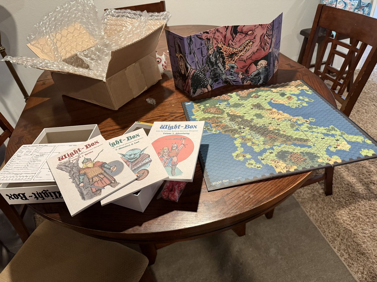 ShazamVonDoom's tweet photo. @TheBasicExpert1 got my Wight Box in today! It’s all pretty dope #dnd #wightbox #odnd #chainmail https://t.co/K5G1eEuCs6