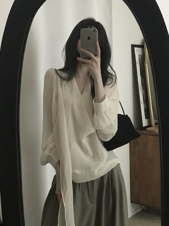 softt_snow's tweet photo. https://t.co/mhdDKPiKll

실루엣 너무 이쁘잔아.. https://t.co/D3i8a59f2i