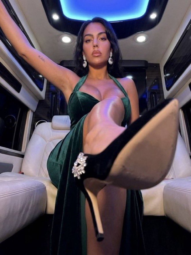 Xs7epz's tweet photo. شوف اجسامهم المقدسه يا غبي؟😵‍💫😭💦
انتبه تخرخر كسمك😭💦🐽

تبي تنحلب على المشهورات؟ فولو وتعال🛐😵‍💫 https://t.co/xSnLrnfQ7X