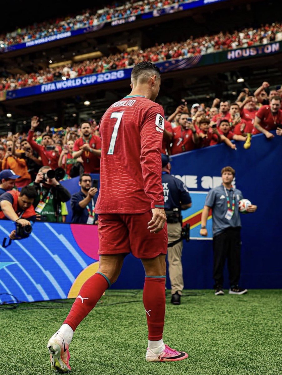 ChinoUTD's tweet photo. 🚨 Pepe on Cristiano Ronaldo:

“I read Cristiano’s statement twice.

The first time as his friend.

The second time because apparently I had read a completely different statement from everybody else.

I saw some saying, ‘Look at his ego.’

So I went back.

Cristiano says, ‘I should not have left.’

He apologises to his teammates and Portugal.

Then he says, ‘Punish me.’

Not only that. He basically says, ‘I’m the captain. That makes my responsibility greater.’

I stopped there.

I thought, ‘This is the egomaniac everybody is talking about?’

I played with Cristiano for many years. When he thinks he is right, you will know.

I used to tell him, ‘Cris, you don’t have to win every argument.’

‘Why not?’

‘Because sometimes you’re annoying.’

‘But am I wrong?’

‘That’s not helping your case.’

That is Cristiano.

But there is something people misunderstand about him.

He can accept a decision he hates.

What he struggles to accept is feeling somebody wasn’t honest with him.

Those are different things.

He isn’t saying, ‘I must start because I am Cristiano Ronaldo.’

He is saying, ‘Tell me the truth.’

If his role has changed, tell him.

If you no longer need him, look him in the eyes and say it.

Cristiano literally says they could have told him they didn’t want him there and he would have accepted it.

That doesn’t sound like somebody demanding Portugal belongs to him.

It sounds like somebody asking Portugal not to lie to him.

I remember once telling him, ‘One day this shirt will continue without us.’

He looked at me.

‘Of course.’

‘You answered too quickly.’

He smiled.

‘Pepe, Portugal existed before us. But while I’m here, I want to win.’

That is the Cristiano I know.

Everybody is talking about farewell matches.

Cristiano is talking about competing.

He doesn’t want Portugal to put flowers around him, give him seventy minutes, substitute him so the stadium can stand up and then send him home.

He believes if he comes, he can still help Portugal win.

And if Portugal believes otherwise?

Tell him.

That is the whole argument.

People say leaving camp was wrong.

Cristiano himself said leaving camp was wrong.

He didn’t say, ‘I am Cristiano Ronaldo, therefore there should be no consequences.’

He said the opposite.

‘Punish me. I am captain. My responsibility is greater.’

You cannot demand accountability from somebody and then ignore it when he holds himself accountable because you preferred the version where he was simply the villain.

There was another part that stayed with me.

He spoke about learning his father had died while he was with Portugal and choosing to remain until the next match was finished.

So when a man reaches into one of the most painful moments of his life to explain what representing Portugal means to him, maybe listen before telling him he doesn’t care about the national team.

You can disagree with Cristiano.

I have.

You can tell him he handled something badly.

I have done that too.

But don’t rewrite twenty years because you’re angry about one week.

If I were sitting beside him now, I’d probably say, ‘You created a beautiful mess, brother.’

‘I told the truth.’

‘I know.’

‘So what is the problem?’

‘You somehow need two thousand words to tell the truth.’

He’d probably tell me to shut up.

Then I’d tell him the serious part.

‘You apologised. You accepted the consequences. Now stop explaining.’

Serve whatever punishment comes.

Go back to Al Nassr. Train. Score goals.

And if Portugal calls again, decide whether you still believe you can help them win.

Because after everything Cristiano has given Portugal, I refuse to reduce his relationship with that shirt to one argument with one coach.

He was there before Jorge Jesus.

He will be part of Portugal’s history long after Jorge Jesus.

And one day Cristiano will leave too.

But when that day comes, let it be because the football is finished.

Not because honesty was.”