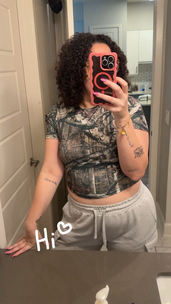 TheCurly_Queen's tweet photo. https://t.co/MrFpDZzfRK