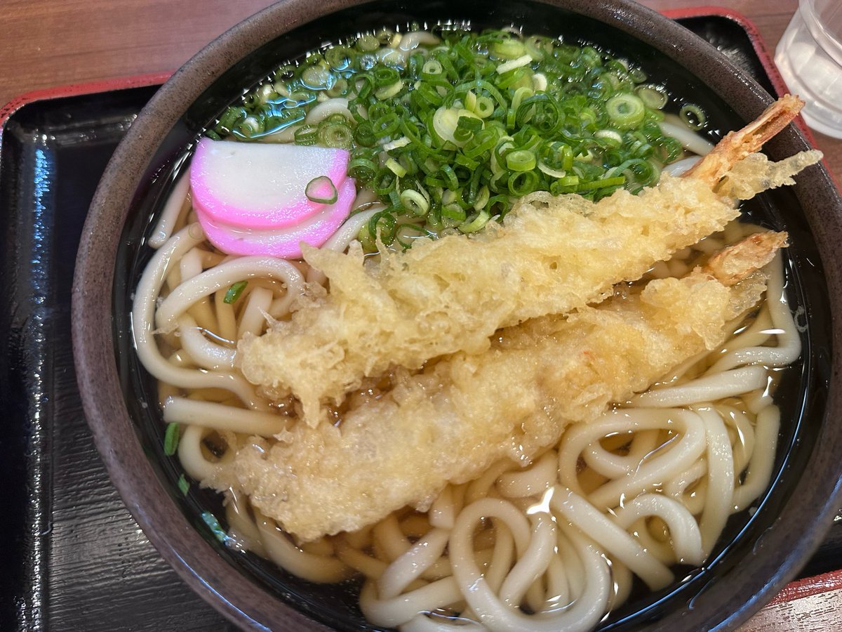 Ies1us's tweet photo. 朝食は岡山の駅そば
天ぷらがサクサクで美味い https://t.co/MwWfmVYz8b