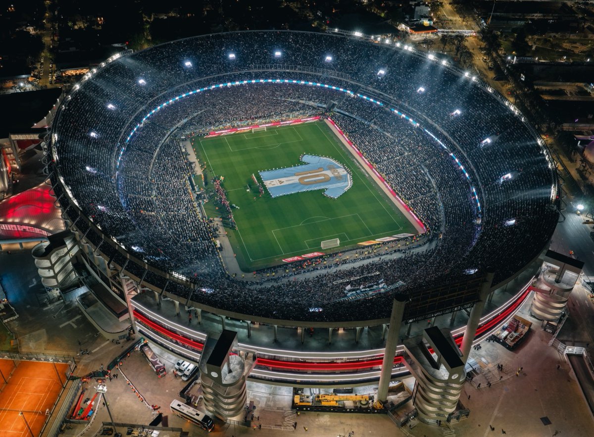 GerCarp35's tweet photo. La única e inigualable casa de la Selección Argentina.

MONUMENTAL. 🐔🇦🇷 https://t.co/egqkWcR3YG