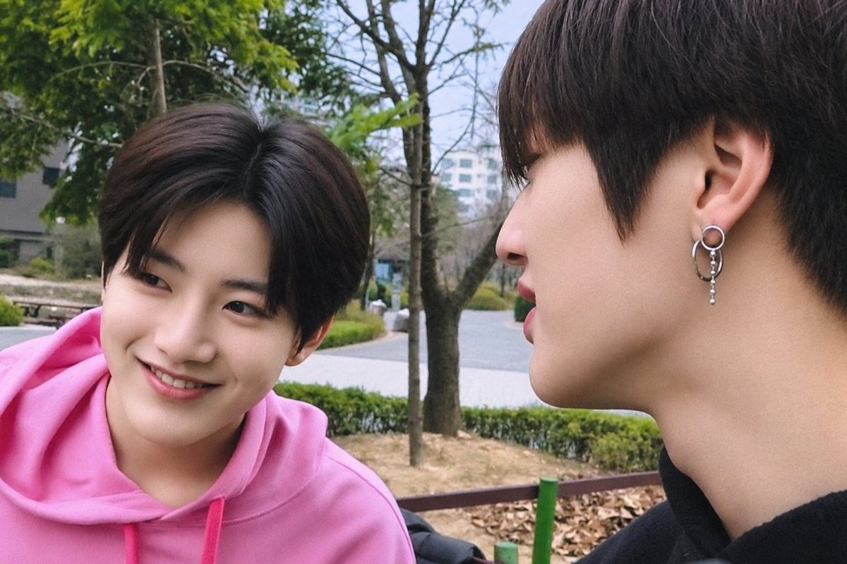 haju_hj's tweet photo. น้องไม่สนกล้องค่ะ สนใจพี่อย่างเดียว จบ 🤣

⋆. 𐙚˚࿔ #하루규 #HARUKYU  #뤁규 #ハルギ #ฮารุกยู  𝜗𝜚˚⋆ https://t.co/tVttrLRfzK