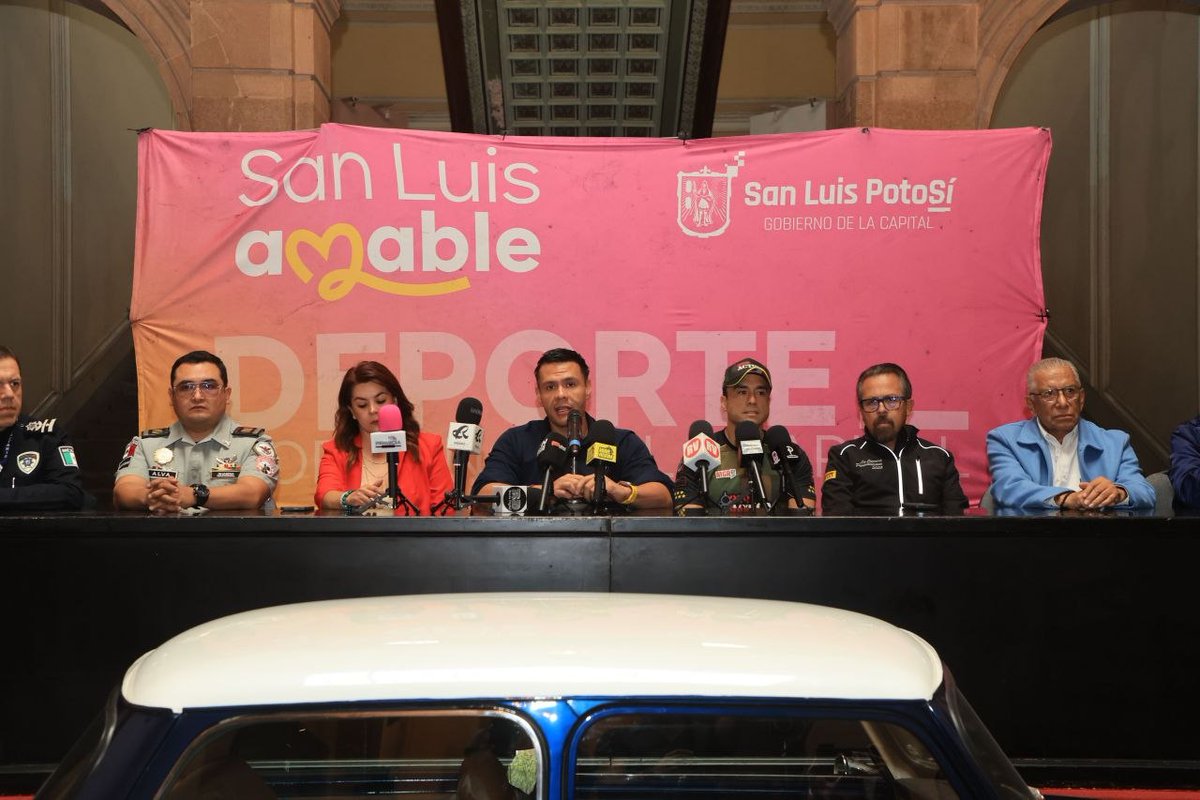 EF_Galindo's tweet photo. ¡Nos vemos en la Carrera Panamericana! 🏁🏎️

Este 21 de octubre recibiremos alrededor de 70 autos clásicos por avenida Horizontes; después podrán admirarlos en el Pasaje Peatonal Zaragoza.

El 22, por la mañana, saldrán del Parque Bicentenario. ¡Los espero! https://t.co/mlgthovl2P