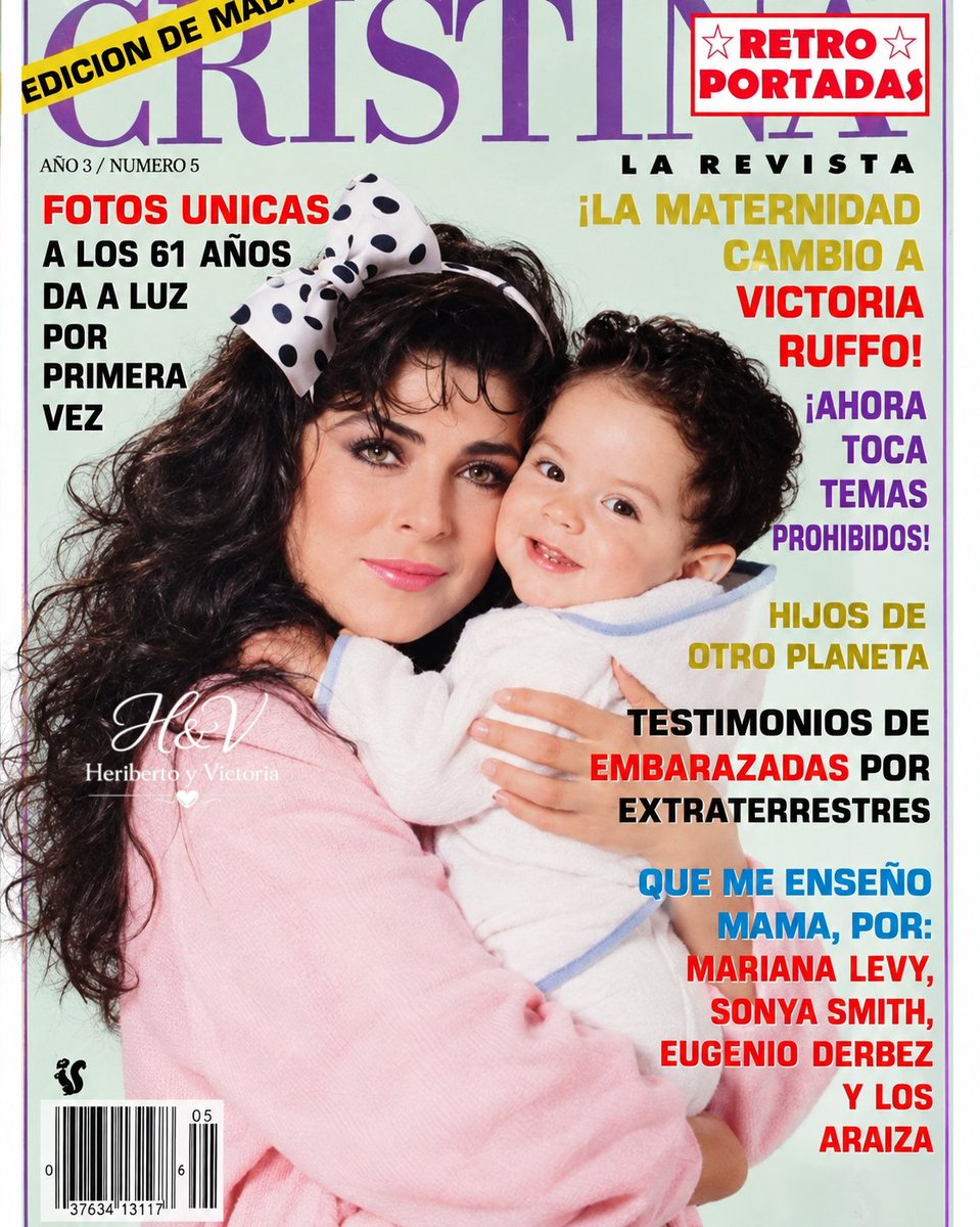 ivethgarci14807's tweet photo. Estas fotos tienen mi corazón ❤️  que hermosa la Queen con su pollito 🐤 mayor, la edite con mucho amor para ti Queen @victoriaruffo31 @joseedu92 https://t.co/80ugiFDXoB