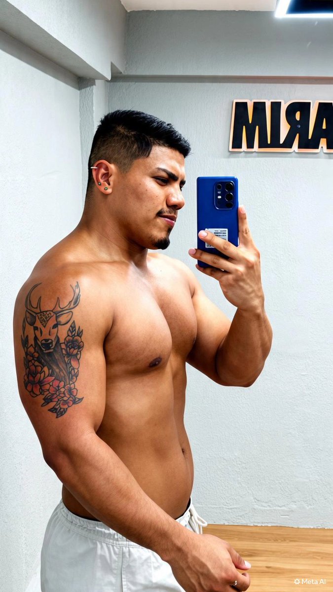 eusoares19_'s tweet photo. Treinado 🦾✨🥵 https://t.co/t46Ff8hrdt