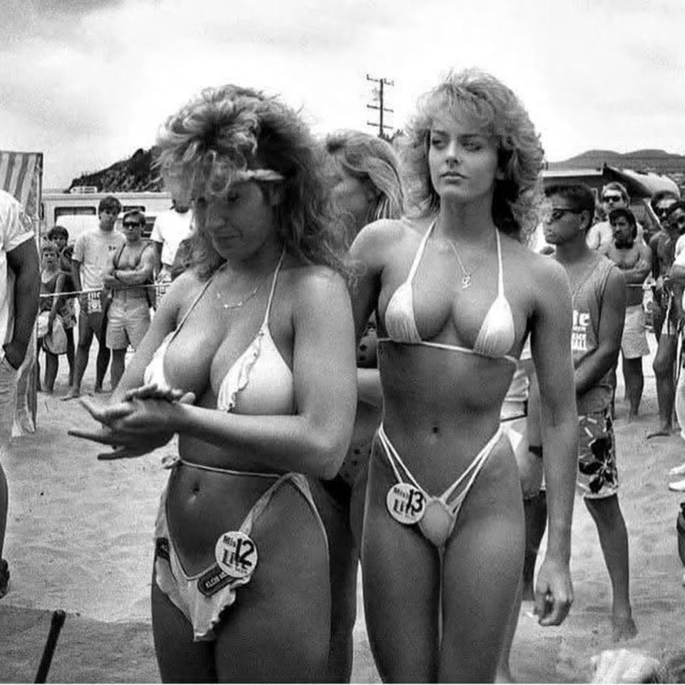80sBeKindRewind's tweet photo. Ladies auditioning to be in a rock bands music video #80s #1980s https://t.co/6RnEaTK54A